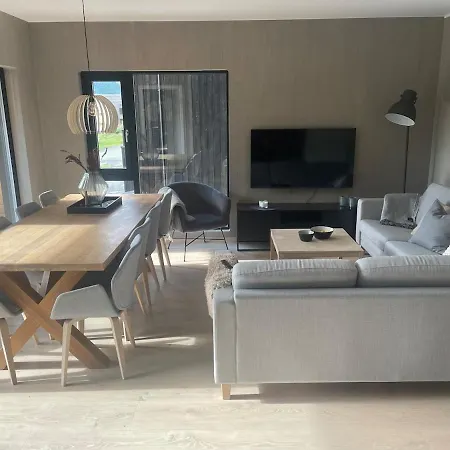 Familiy In Myrkdalen Voss Vossestrand