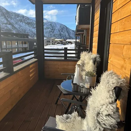 Familiy In Myrkdalen Voss * Vossestrand